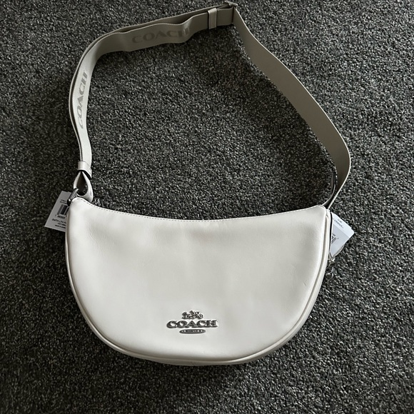 Coach convertible PACE bag W/Beachball bag charm - Picture 5 of 13